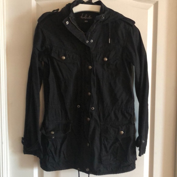Talula Jacket (Aritzia) Pre-Loved - Picture 2 of 6